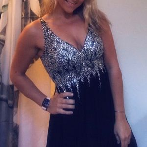 Beautiful black ball/prom dress
